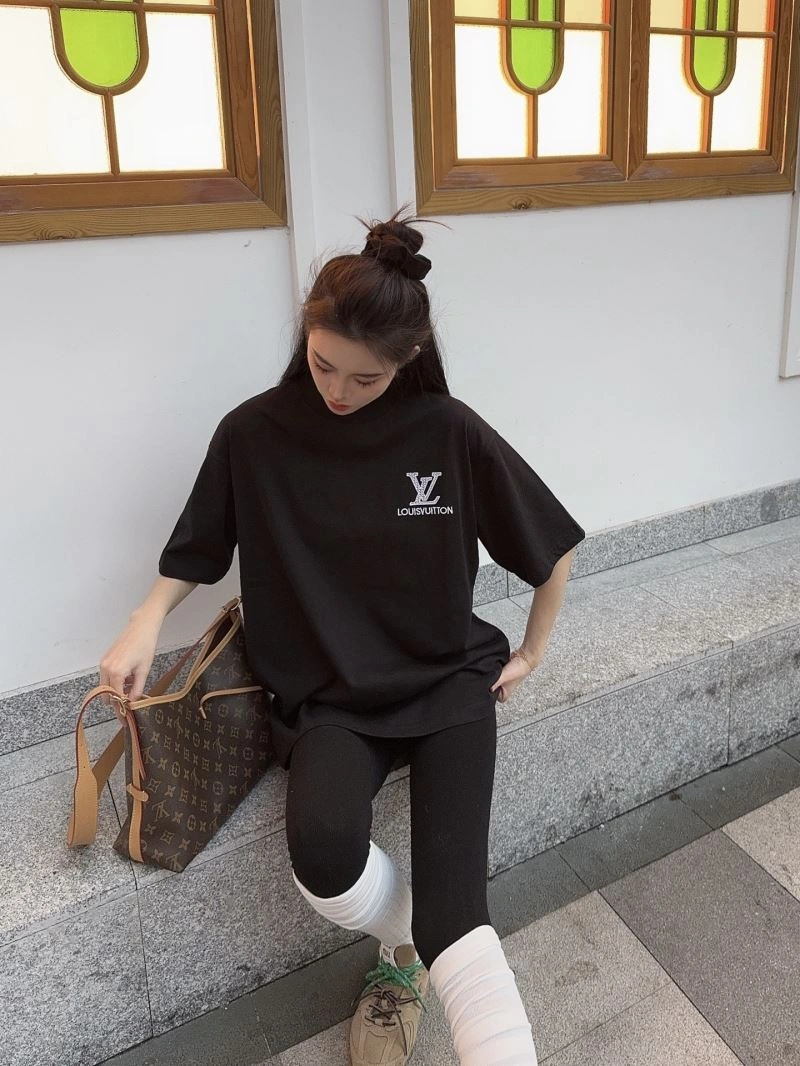 Louis Vuitton T-Shirts EasyCare 137962
