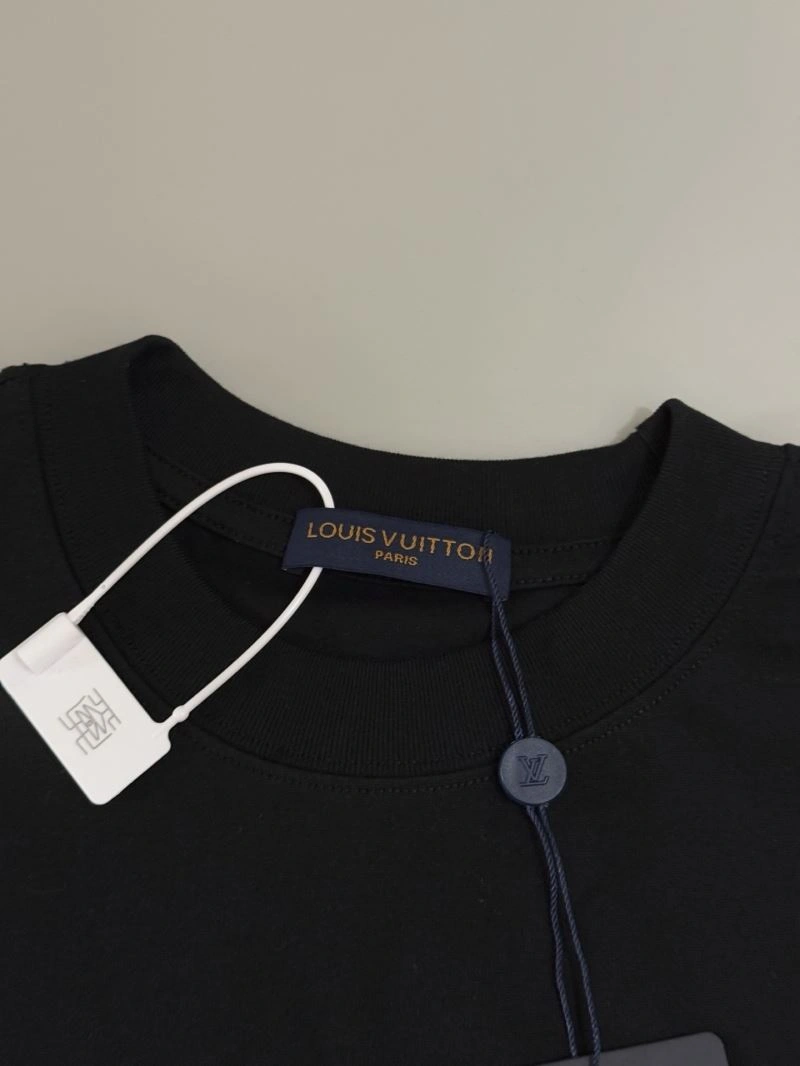 Louis Vuitton T-Shirts HighQuality 137957