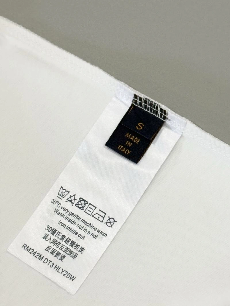 Original Louis Vuitton T-Shirts 137961
