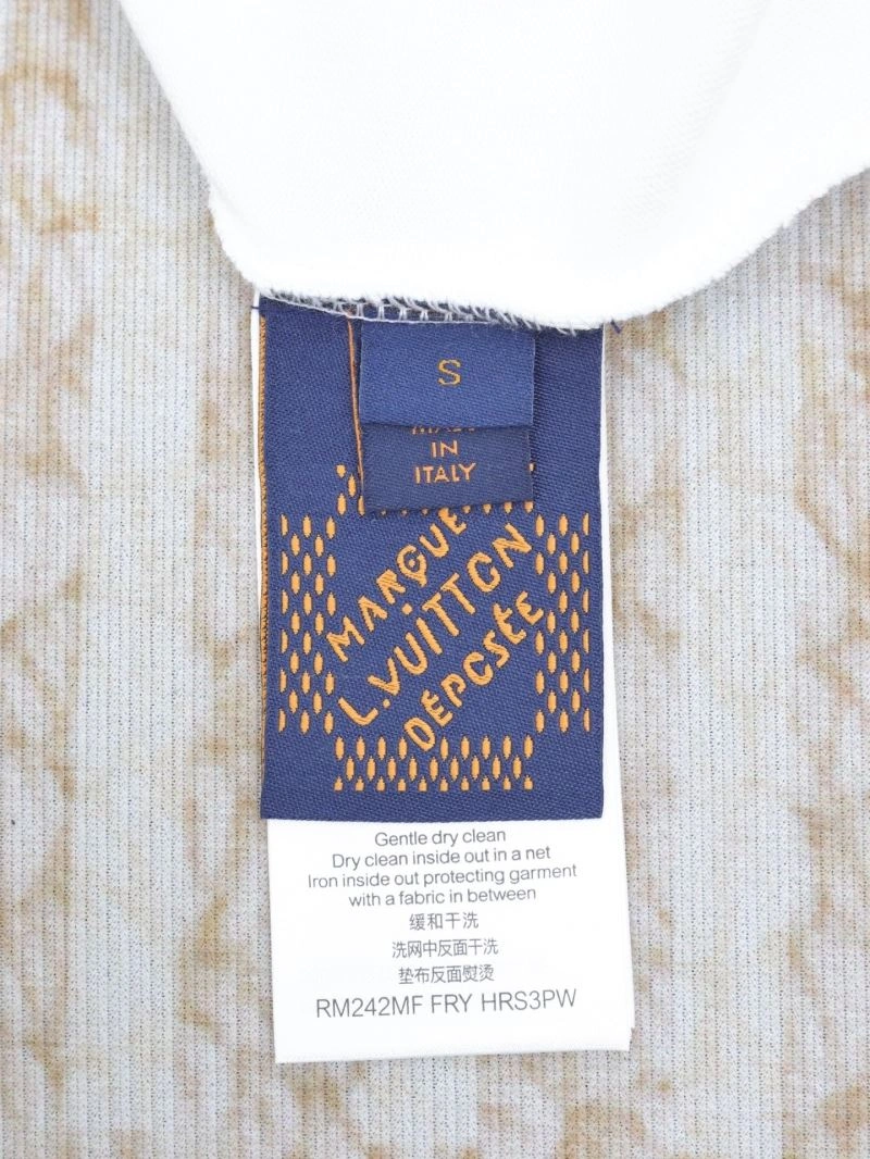 Louis Vuitton T-Shirts Neat 137959