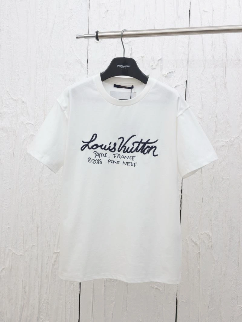 Louis Vuitton T-Shirts Breathable 137956