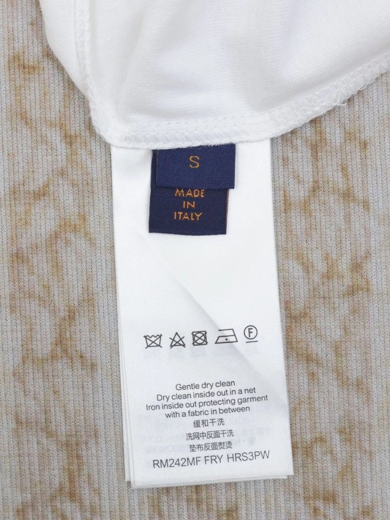 Louis Vuitton T-Shirts Breathable 137956