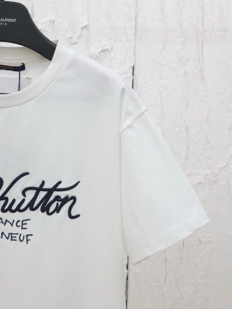 Louis Vuitton T-Shirts Breathable 137956