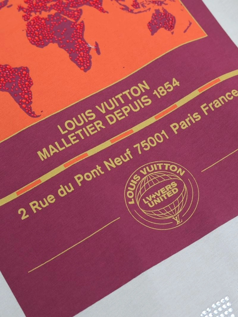 Louis Vuitton T-Shirts Comfortable 137955