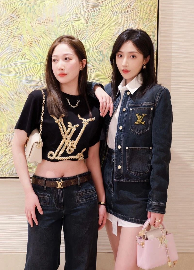 Louis Vuitton T-Shirts EasyMatch 137951