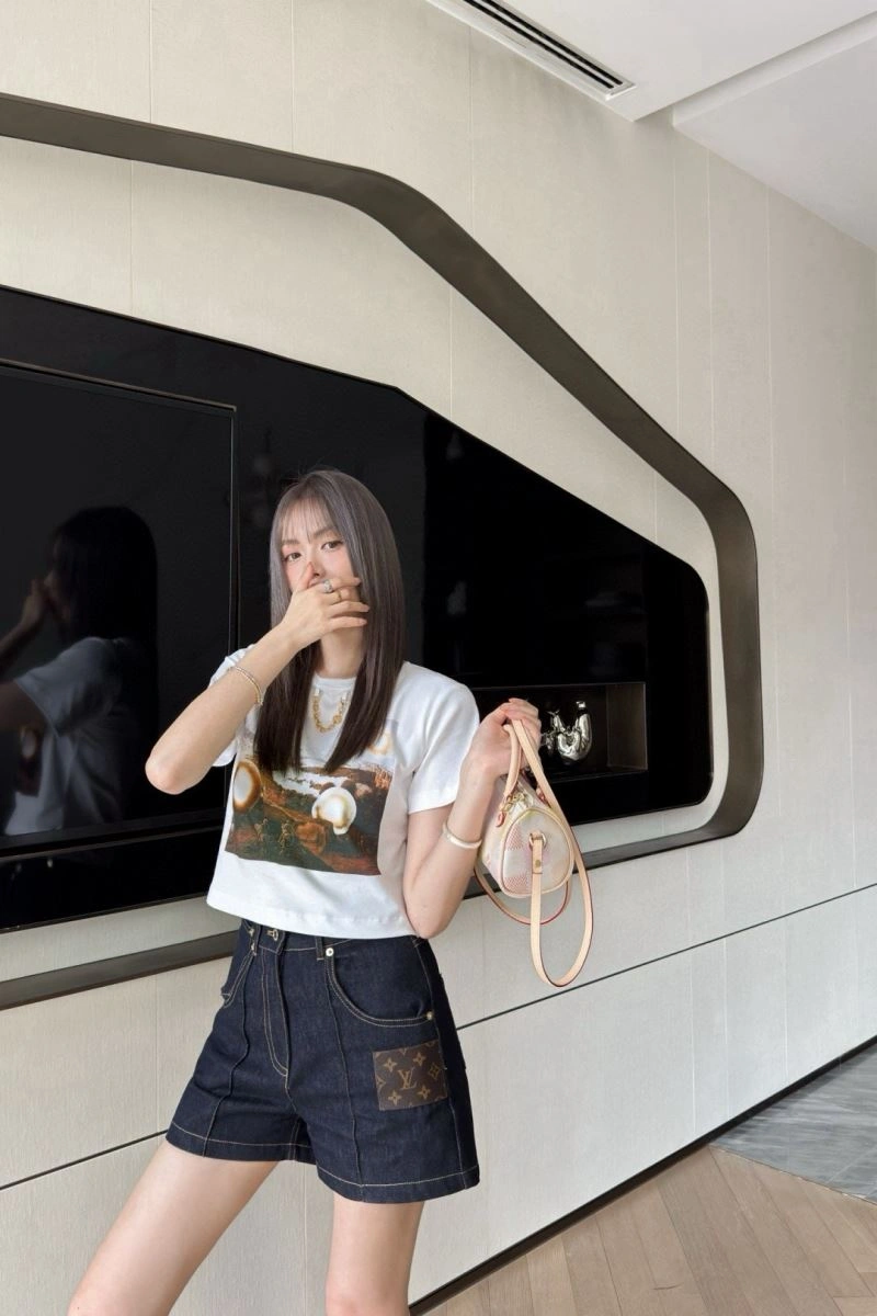 Affordable Louis Vuitton T-Shirts 137949