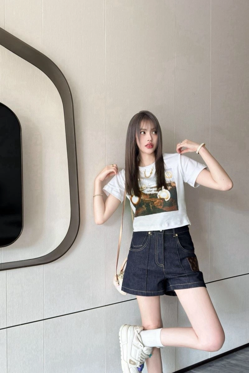 Affordable Louis Vuitton T-Shirts 137949