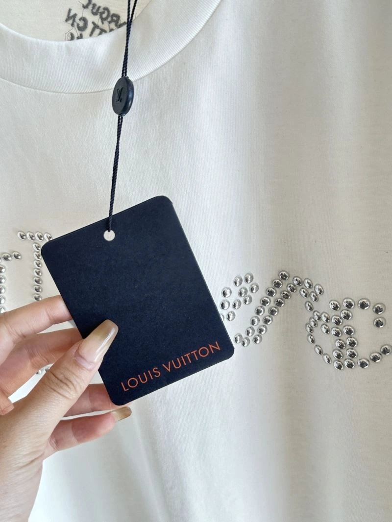 Louis Vuitton T-Shirts WaterResistant 137947