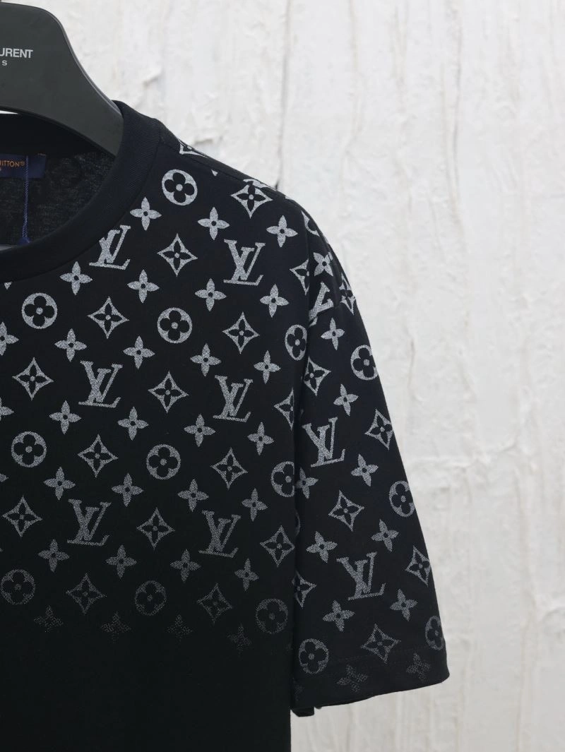 Louis Vuitton T-Shirts TimelessDesign 137946