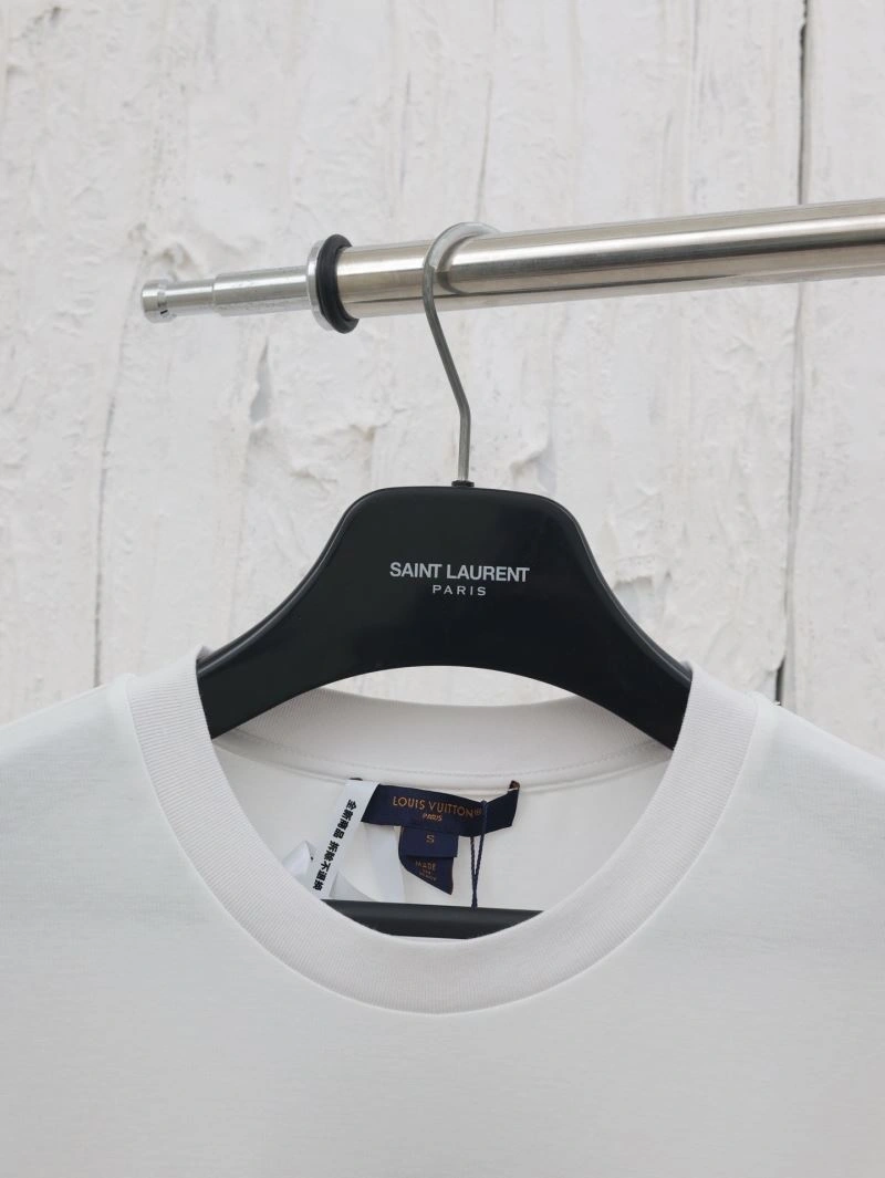 Louis Vuitton T-Shirts QuickDry 137945