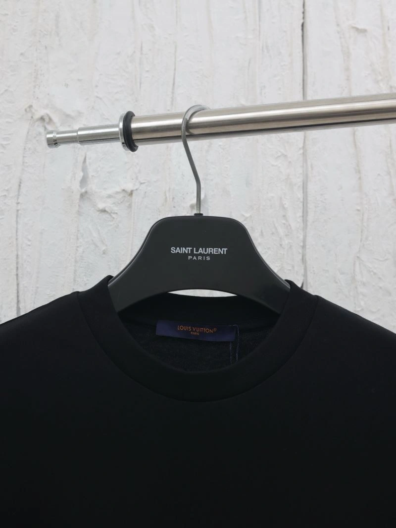 RelaxedFit Louis Vuitton T-Shirts 137950
