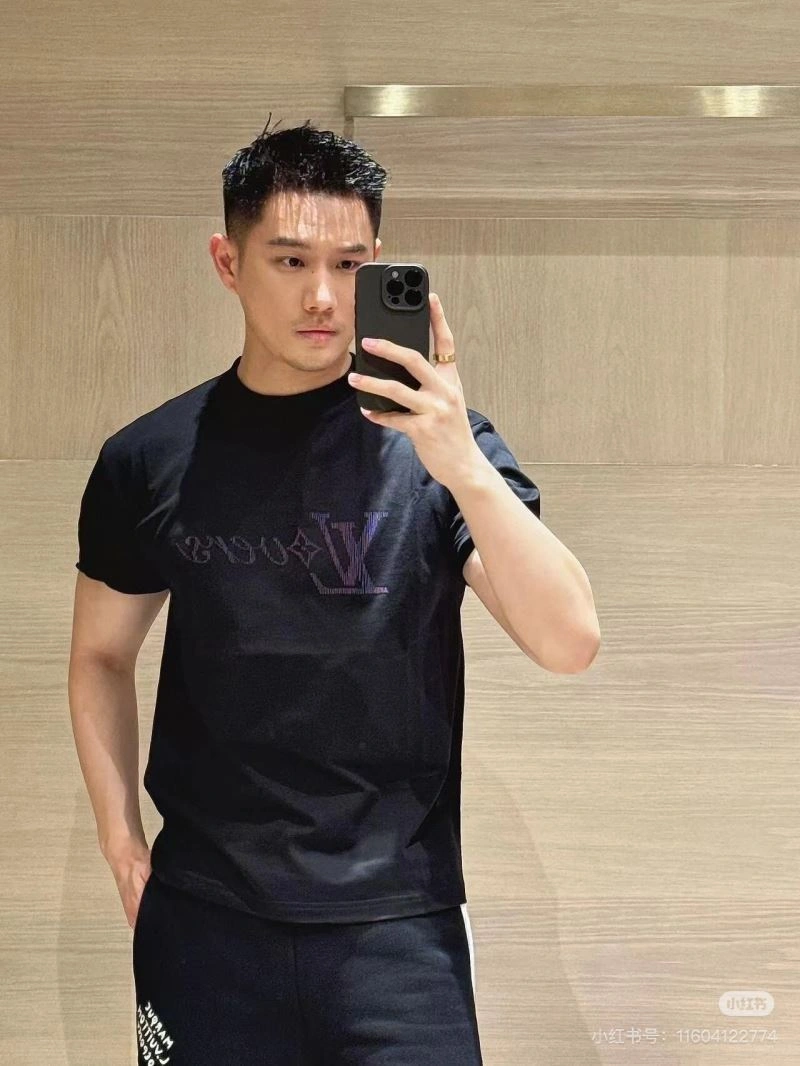 RelaxedFit Louis Vuitton T-Shirts 137950