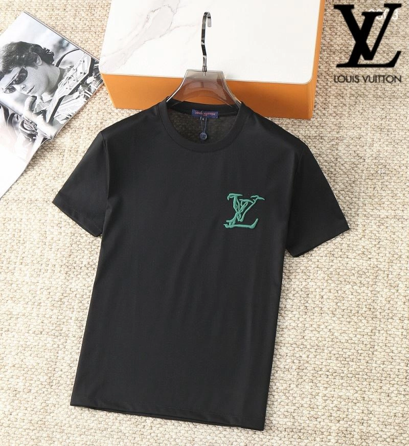 Premium Louis Vuitton T-Shirts 139144