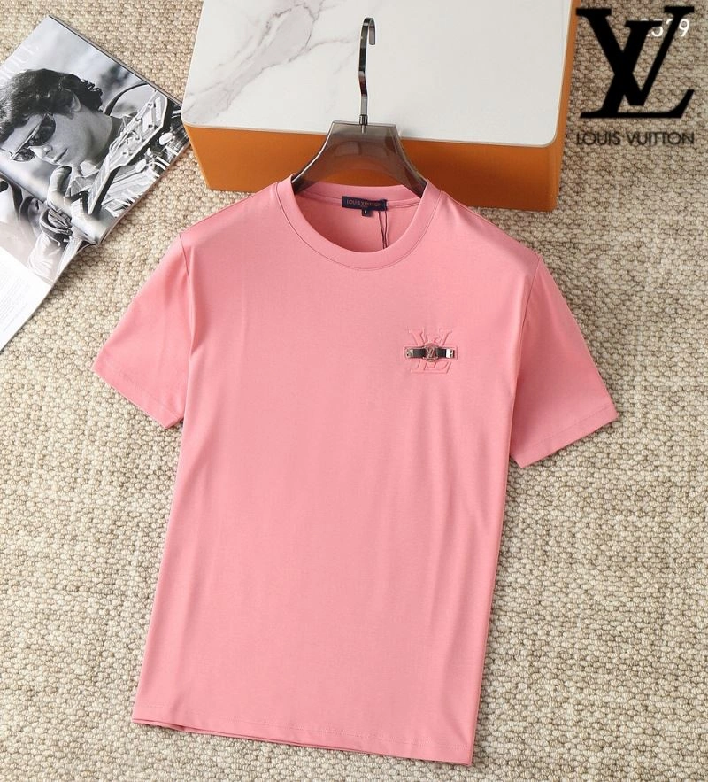 Louis Vuitton T-Shirts Breathable 139145