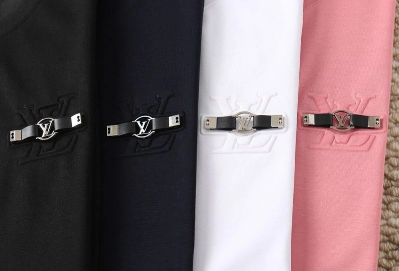 Louis Vuitton T-Shirts Breathable 139145