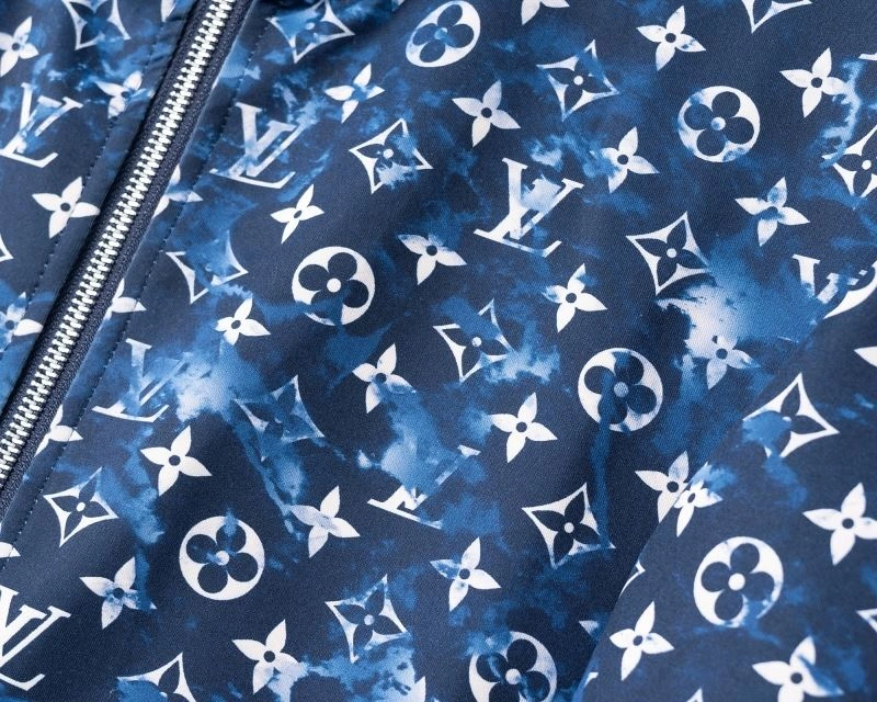 Louis Vuitton T-Shirts MultiPurpose 139148