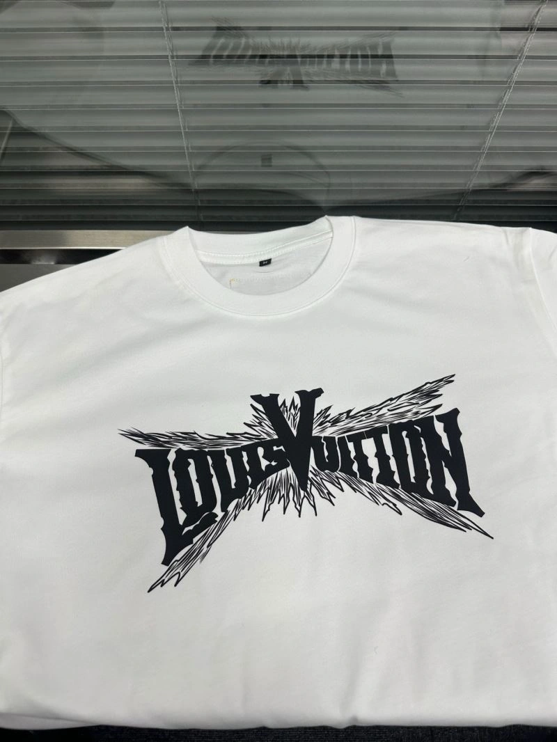 Louis Vuitton T-Shirts Durable 131971