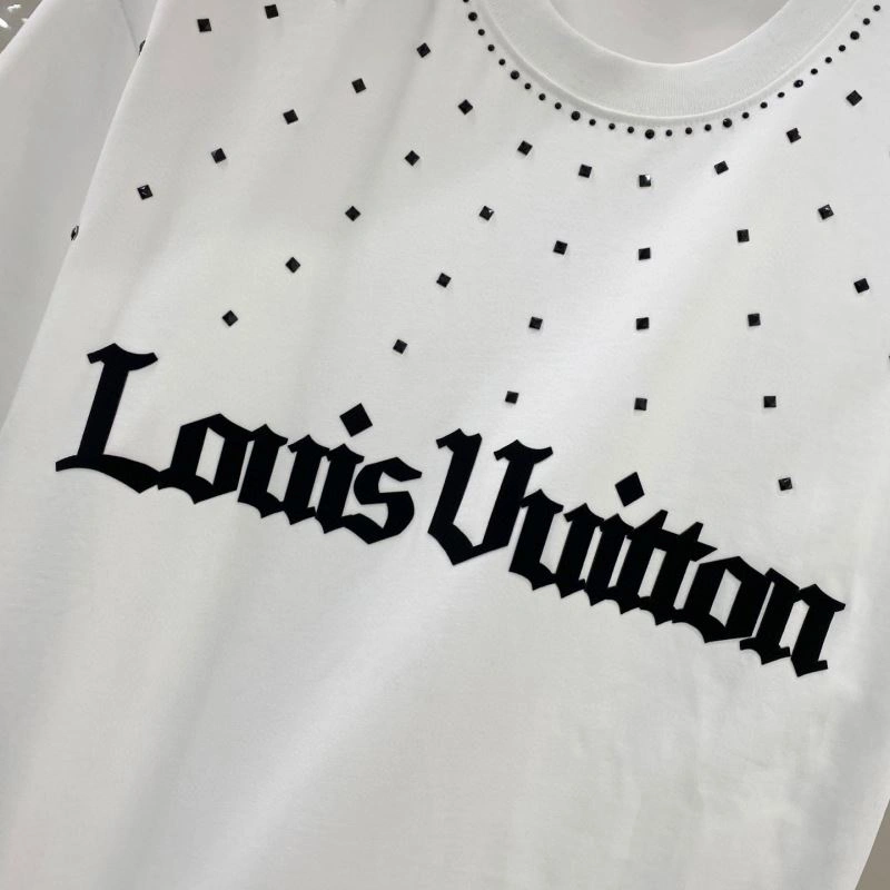 SmoothTexture Louis Vuitton T-Shirts 131952