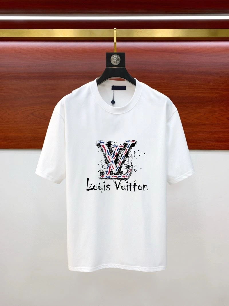 Premium Louis Vuitton T-Shirts 131962