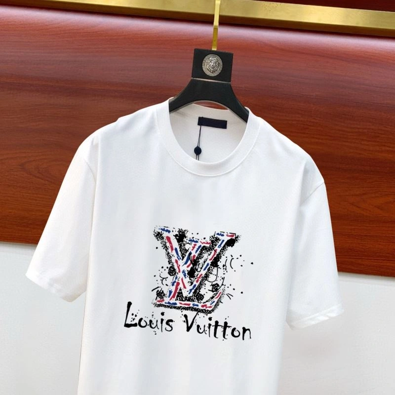 Premium Louis Vuitton T-Shirts 131962