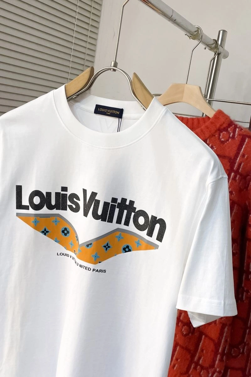 Louis Vuitton T-Shirts Supportive 138921