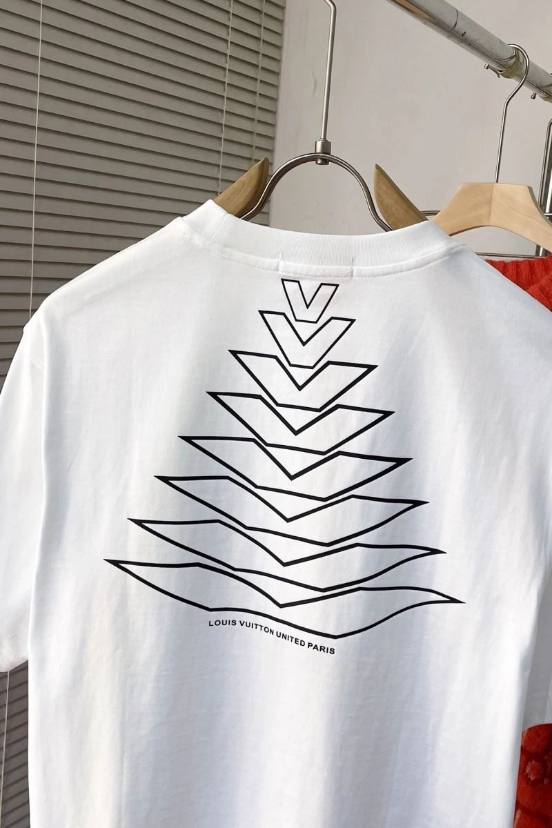 Louis Vuitton T-Shirts Supportive 138921