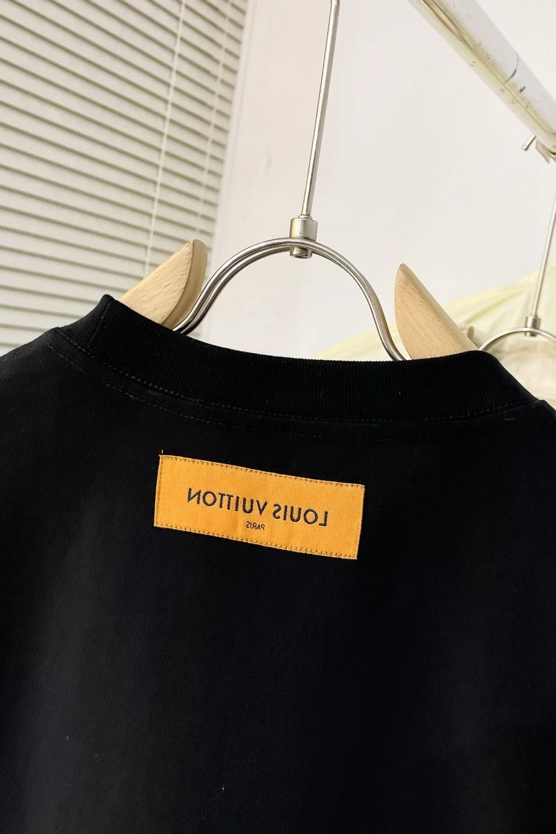 WaterResistant Louis Vuitton T-Shirts 138915