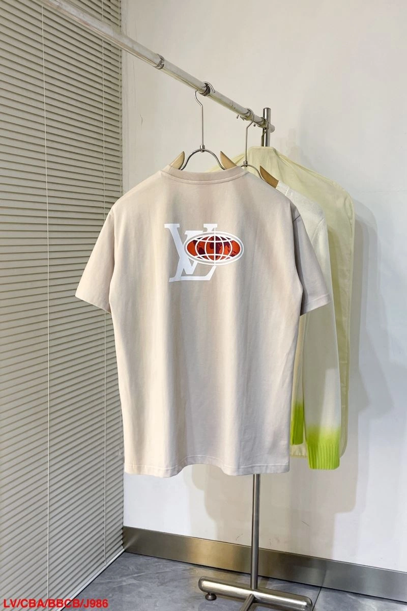 SportInspired Louis Vuitton T-Shirts 138923