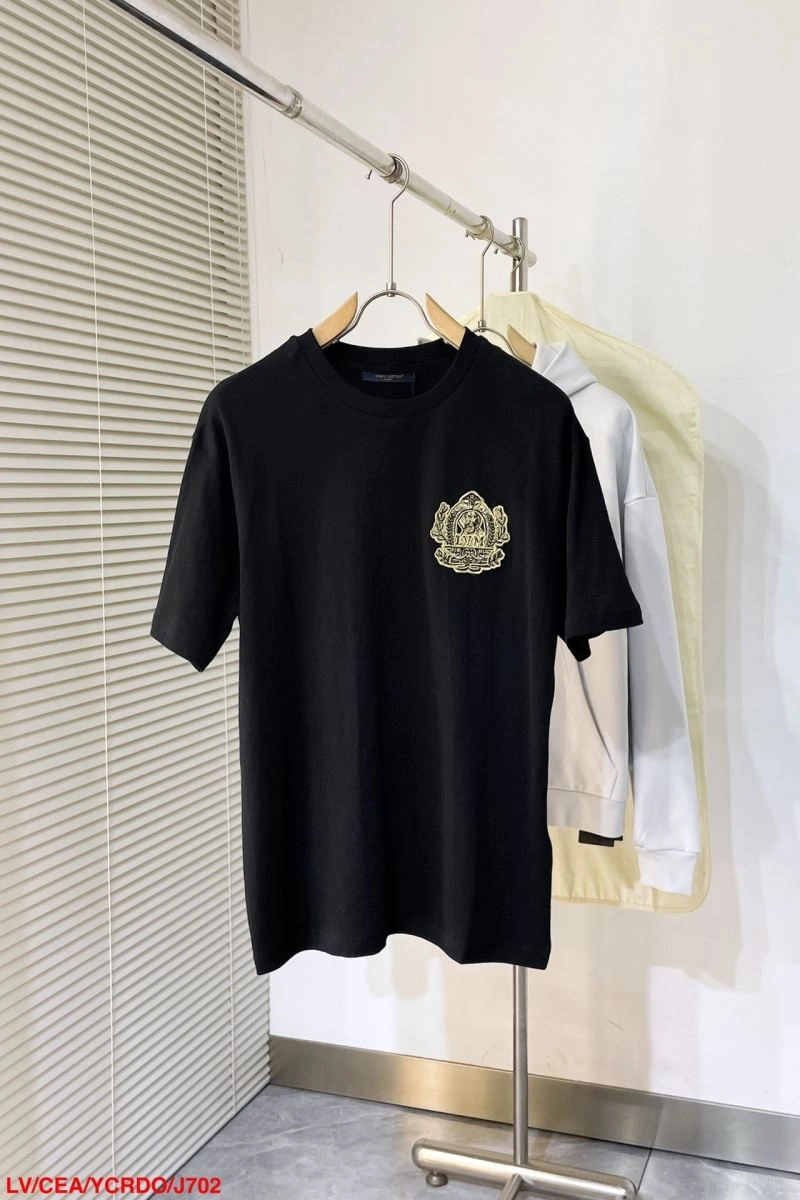 Louis Vuitton T-Shirts Casual 138914