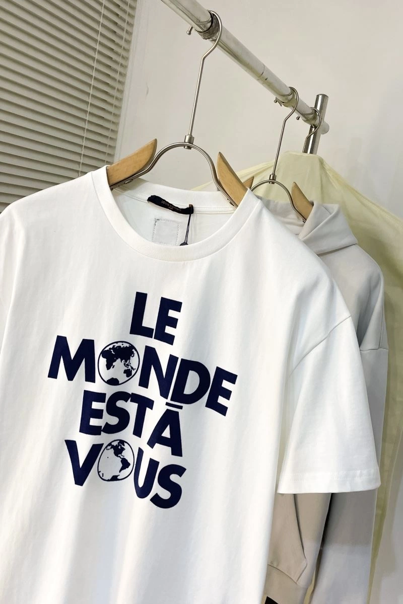 Louis Vuitton T-Shirts Lightweight 138917