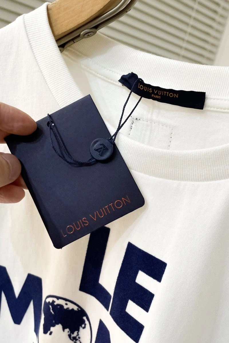 Louis Vuitton T-Shirts Lightweight 138917