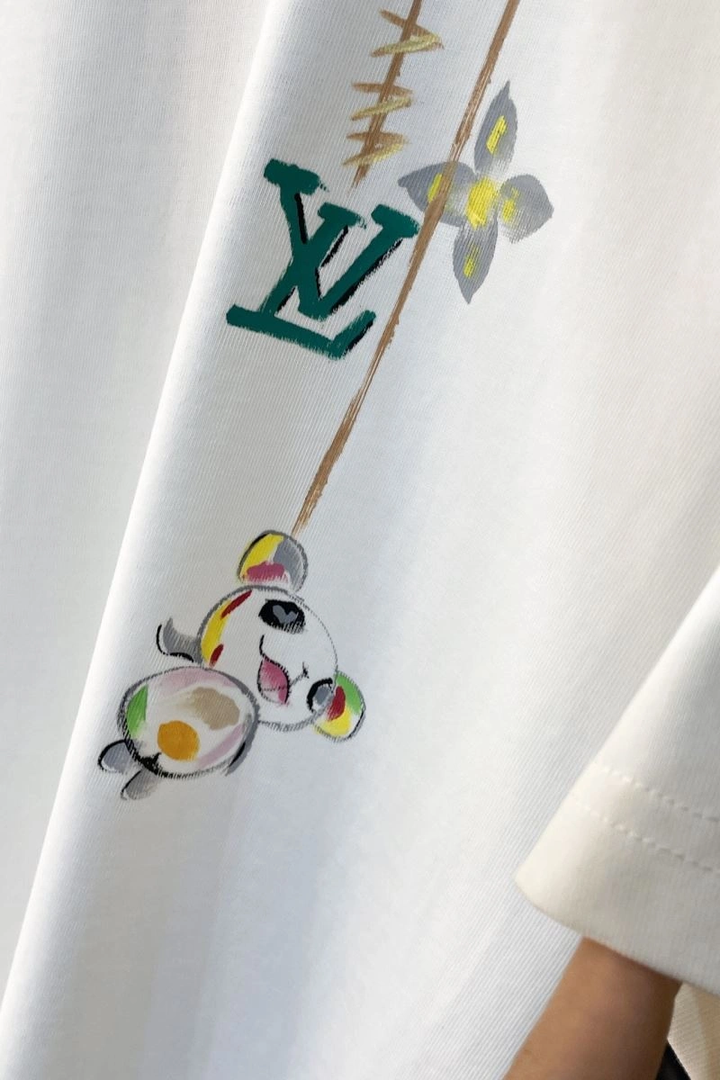 Louis Vuitton T-Shirts ModernLook 138933