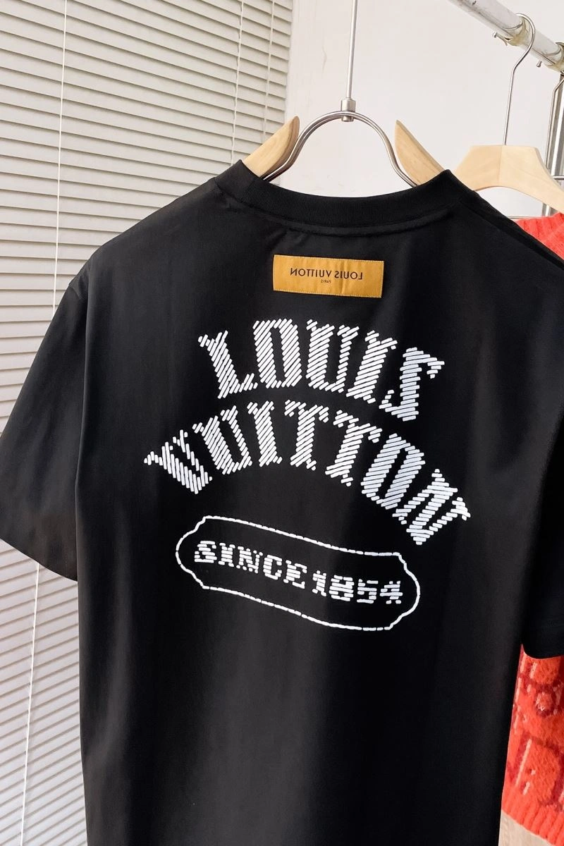 Louis Vuitton T-Shirts Compact 138927