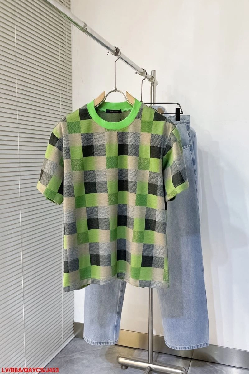 Louis Vuitton T-Shirts Refined 138936