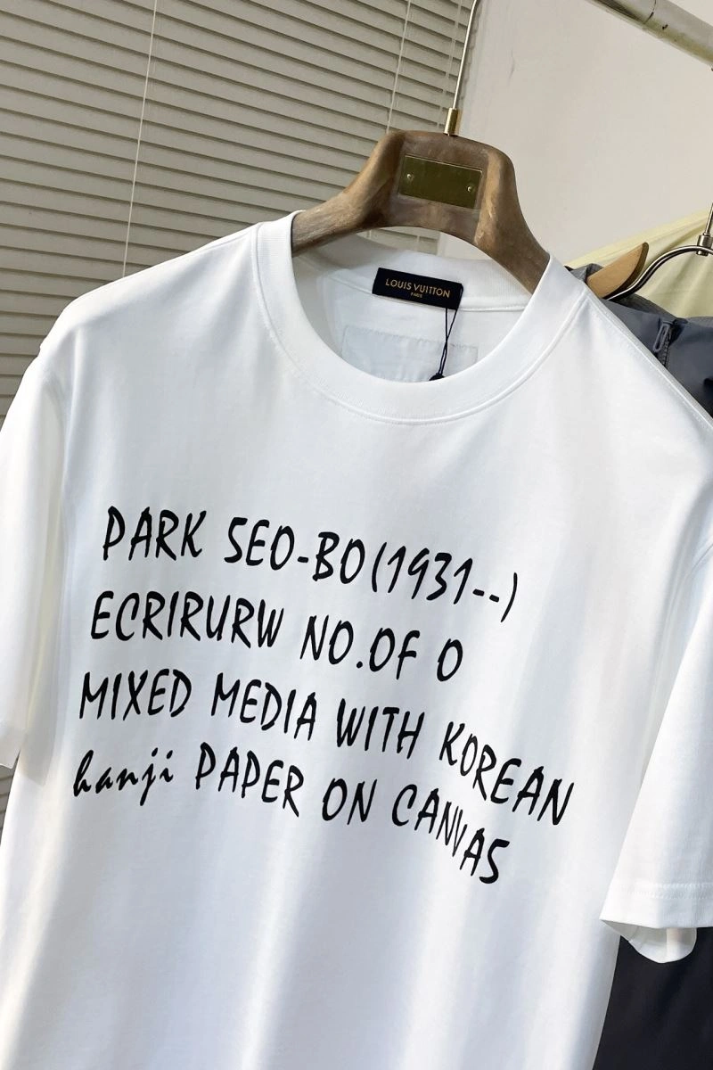 Louis Vuitton T-Shirts Flexible 138919