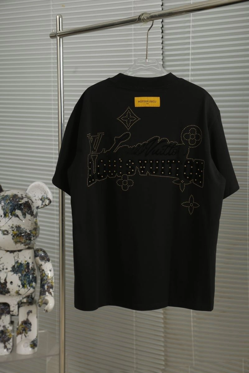 FashionForward Louis Vuitton T-Shirts 138916