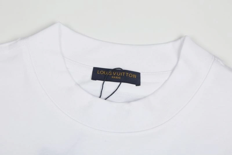 Compact Louis Vuitton T-Shirts 138979