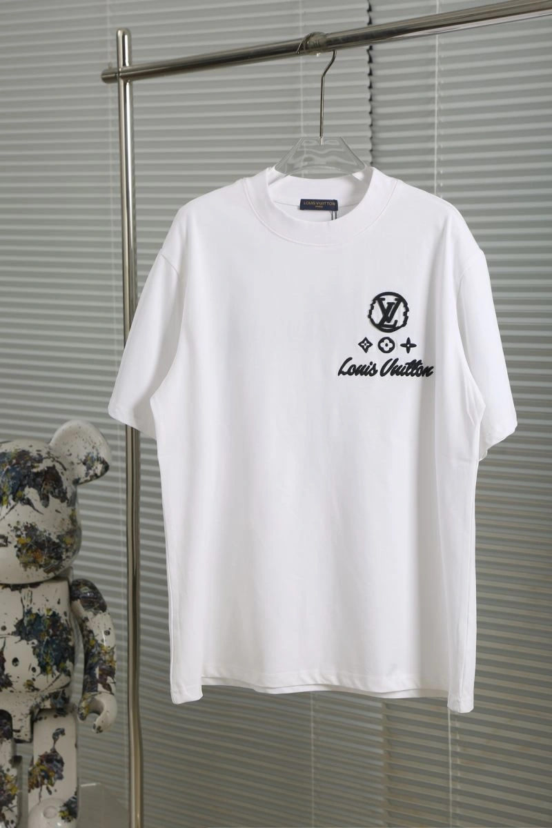 Louis Vuitton T-Shirts Unisex 138906