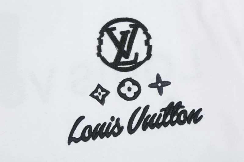 Louis Vuitton T-Shirts Unisex 138906