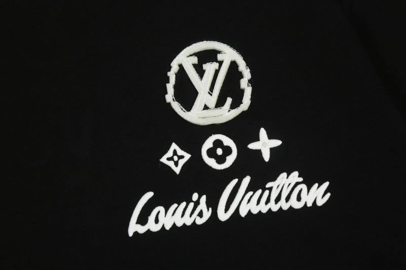 Louis Vuitton T-Shirts Practical 138907