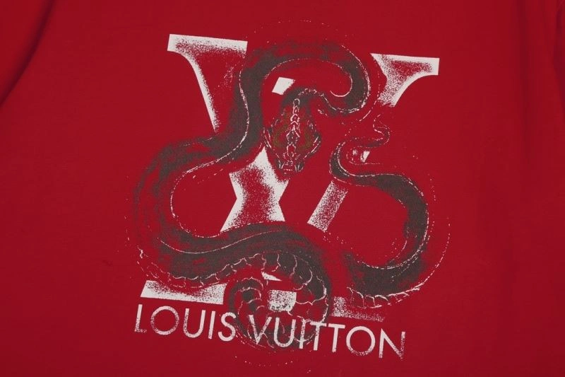 Sustainable Louis Vuitton T-Shirts 138895