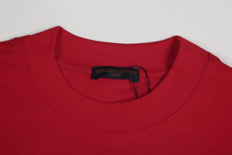 Sustainable Louis Vuitton T-Shirts 138895