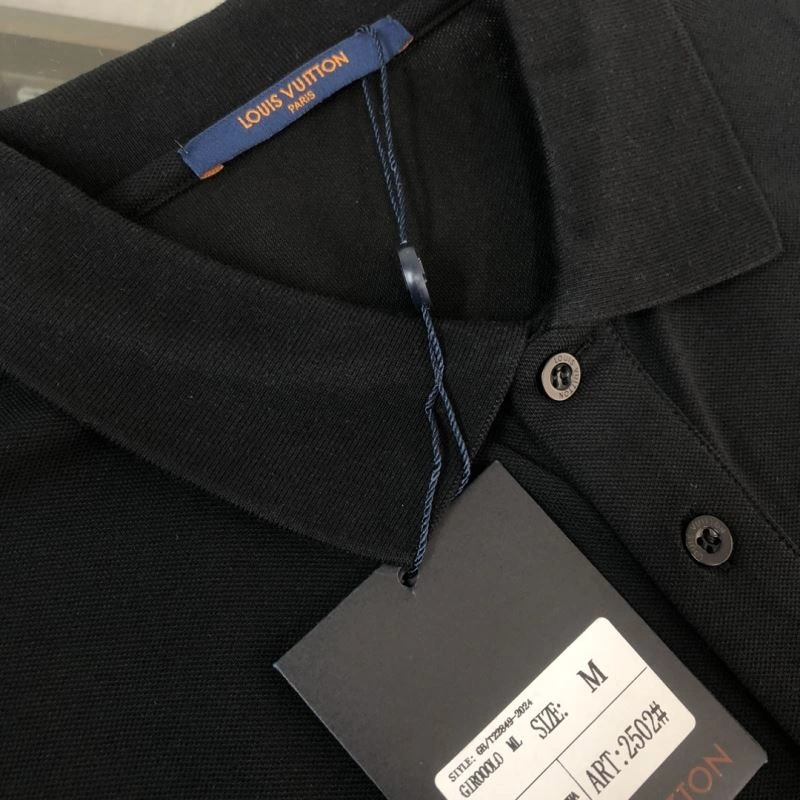 Louis Vuitton T-Shirts Sleek 138890