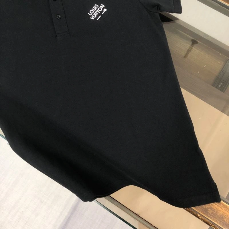 Louis Vuitton T-Shirts Sleek 138890