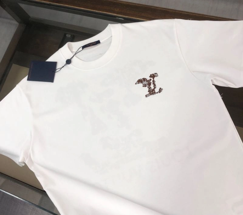 Louis Vuitton T-Shirts TimelessDesign 138886