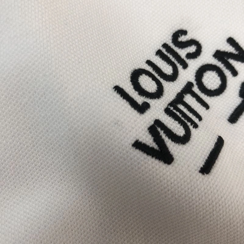 Timeless Louis Vuitton T-Shirts 138872
