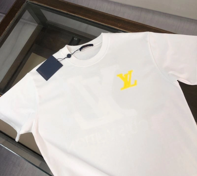 Louis Vuitton T-Shirts Timeless 138896