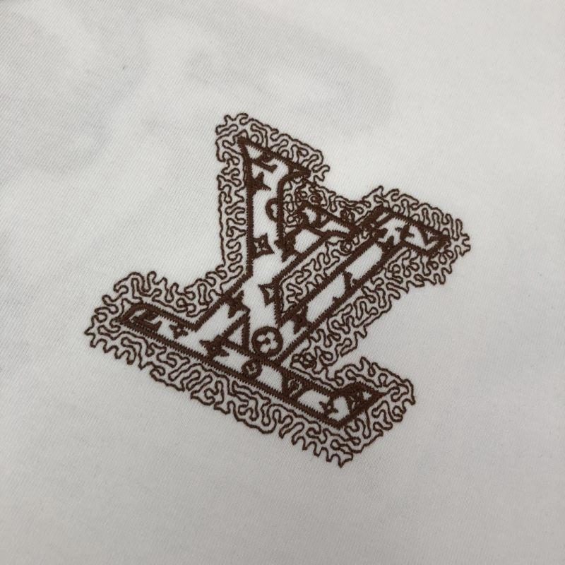 Fashionable Louis Vuitton T-Shirts 138884