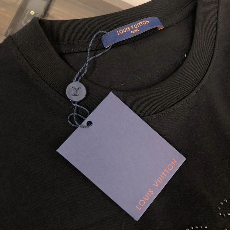 Louis Vuitton T-Shirts Supportive 138864
