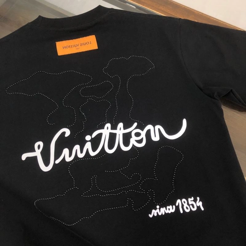 Louis Vuitton T-Shirts Supportive 138864
